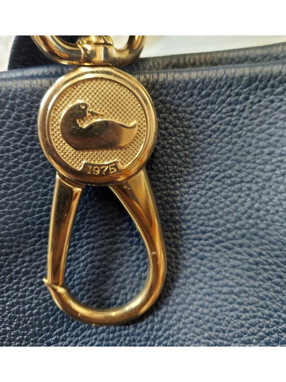 Navy Blue Dooney & Bourke Logo Clasp Hobo Shoulder Bag Gold Tone Hardware 1600 - Picture 3 of 8